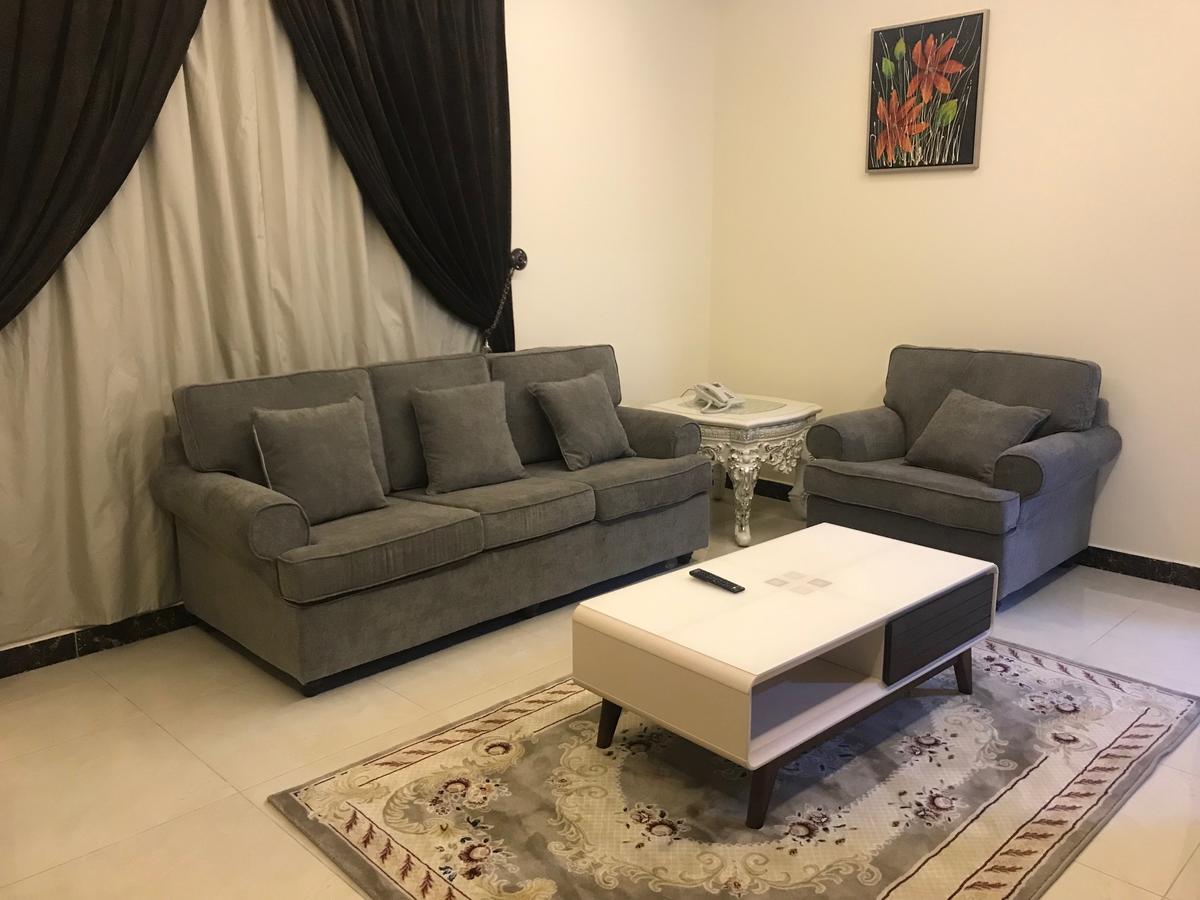 الشقق الفندقية الخبرفي  أجنحة أشبيلية المظهر الخارجي الصورة