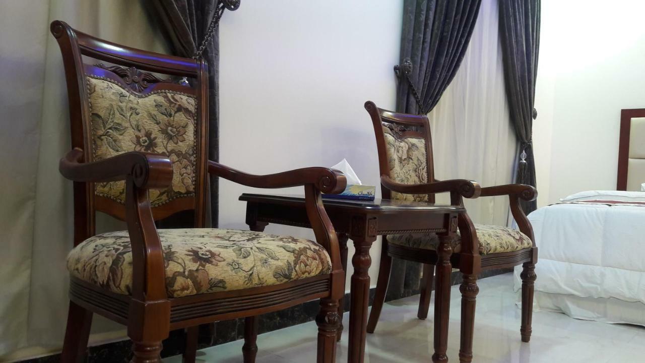 الشقق الفندقية الخبرفي  أجنحة أشبيلية المظهر الخارجي الصورة